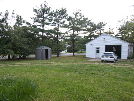 Garage Well House